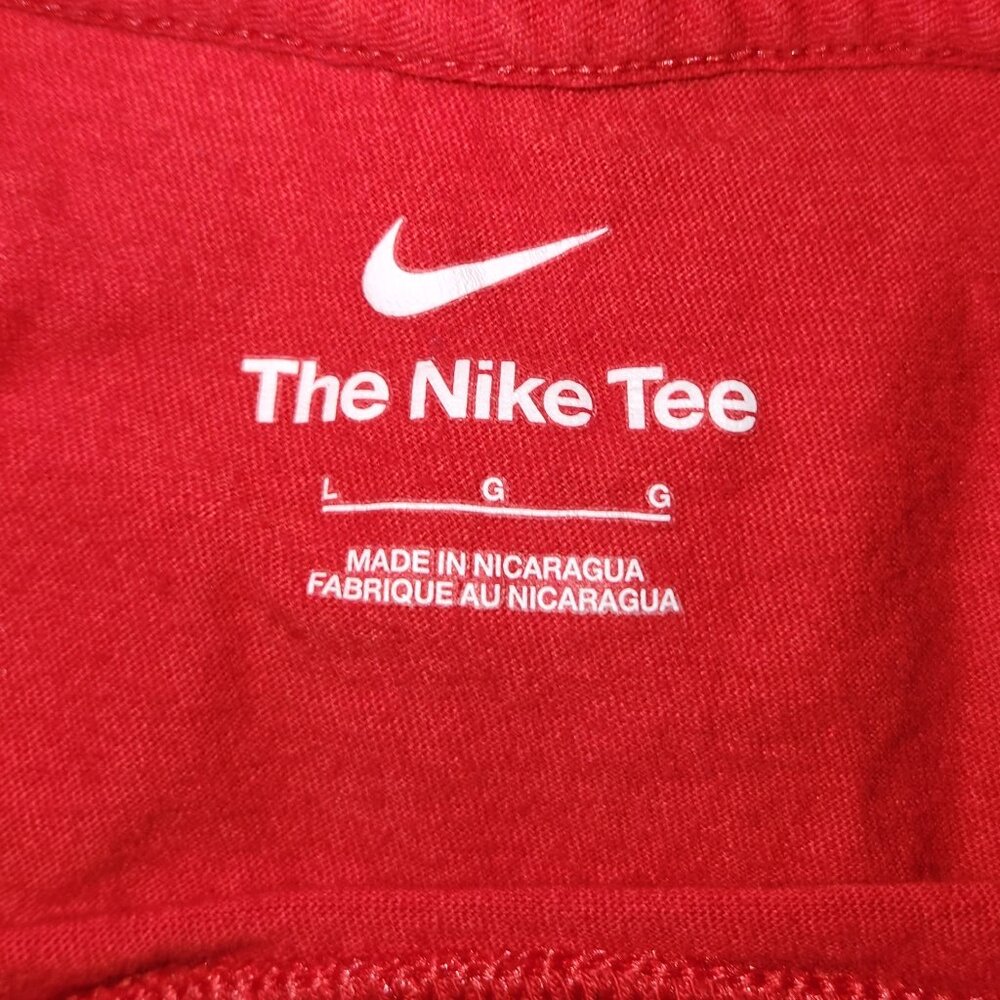 Nike Boy's "The Nike Tee" Cotton T-Shirt Size L - Picture 4 of 4